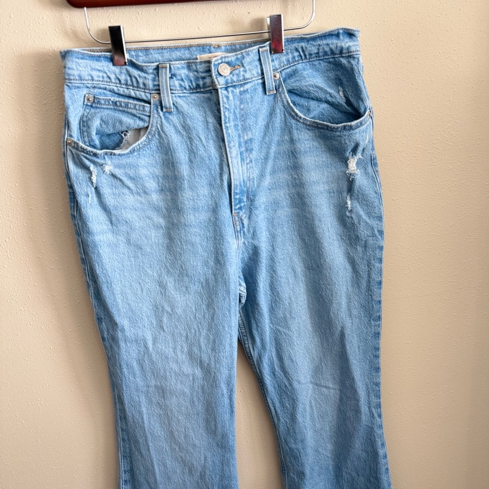 Levi’s 70s High Flare Jeans Light Wash Distressed Sz 31 - Picture 2 of 7